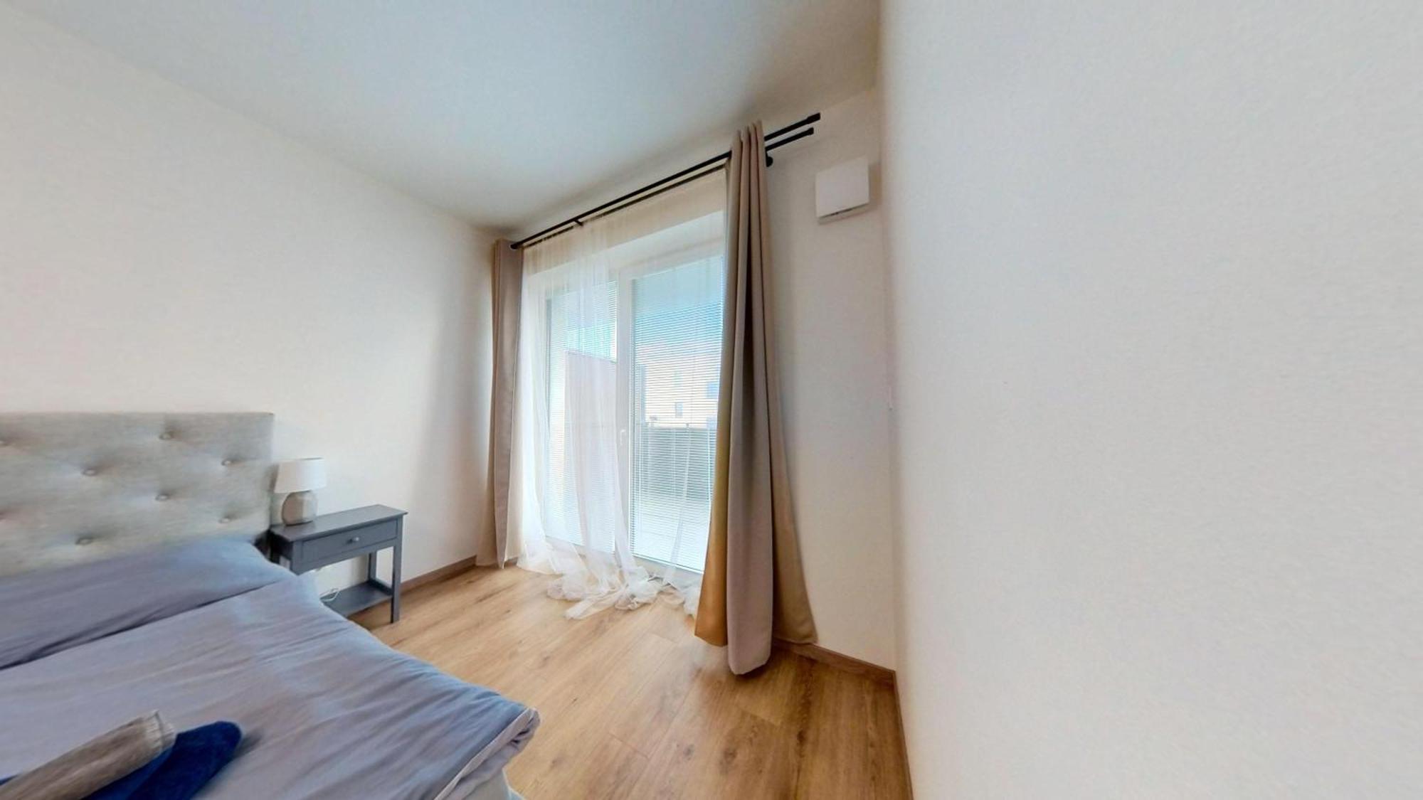 Air-Conditioned 2 Room Apartment, Balcony, New Building, 201 Rovinka Ngoại thất bức ảnh